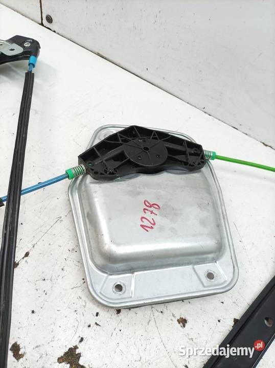 MECHANIZM SZYBY PRAWY PRZÓD 1K0959702K VW sprzedam