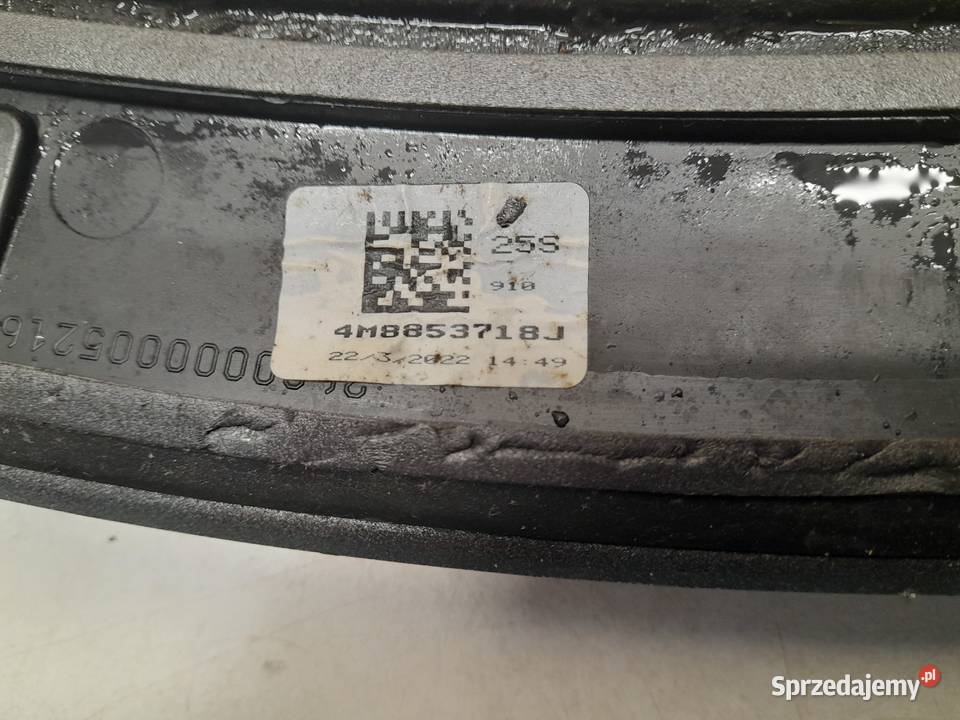 AUDI Q8 LISTWA BŁOTNIKA PRAWA PRZEDNIA 4M853718J Goleniów
