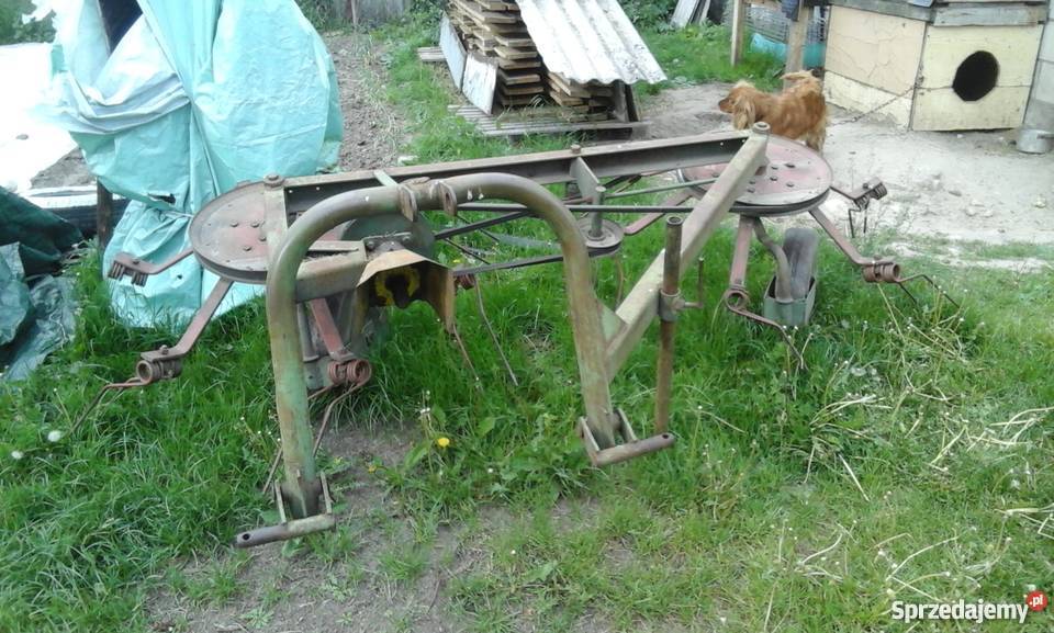 Przewracarka do siana karuzelowa Z260 Maszyny zielonkowe Grudź