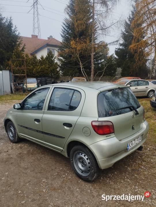 Toyota Yaris 5 drzwi idealna na miasto 3200 PLN