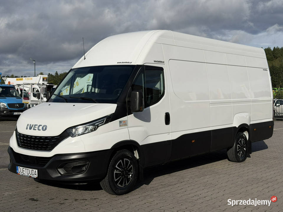 Iveco Daily 35S21 L4H3 17m3 Furgon Dostępny Ręki biały Widełki
