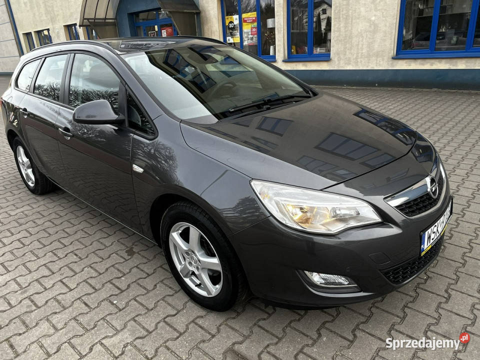 Opel Astra Opel Astra IV 14B 2011r Klimatyzacja centralny zamek Sokołów Podlaski sprzedam