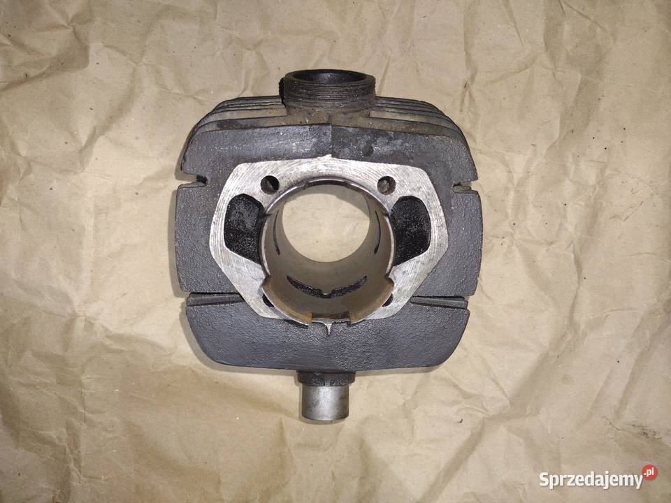 Żeliwny cylinder do motocykla WSK 125 tłok Łańcut