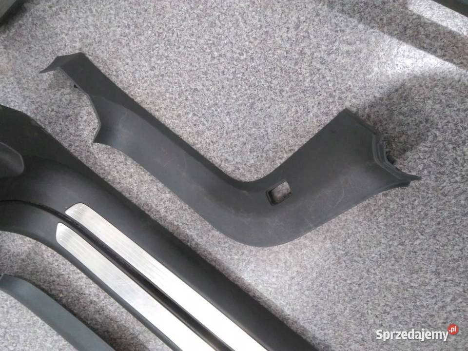 OSŁONA PROGU LEWA PRAWA PRZÓD TYŁ KPL Volkswagen Rok produkcji 2005 Motoryzacja