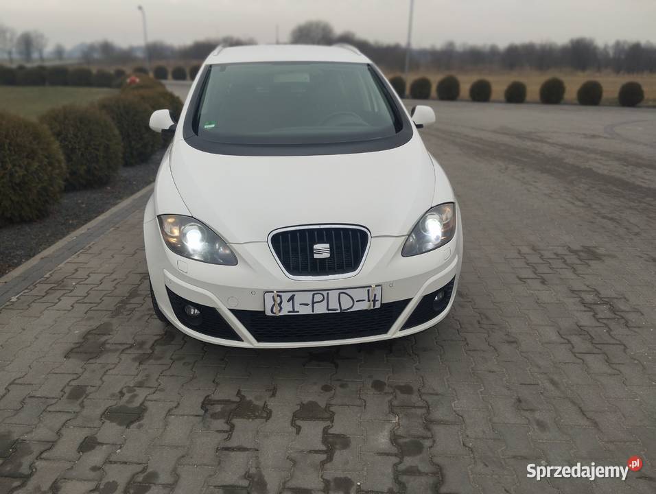 Śliczny Seat Altea XL