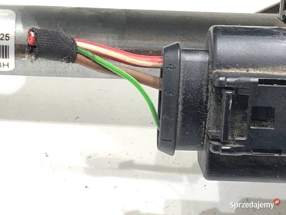 MECHANIZM WYCIERACZEK PRZÓD VW GOLF VII