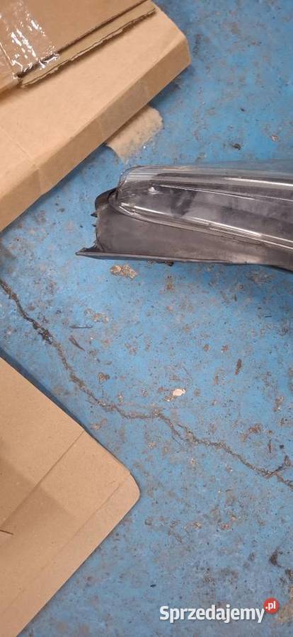 Ford Fiesta mk7 lampy reflektory Szymbark