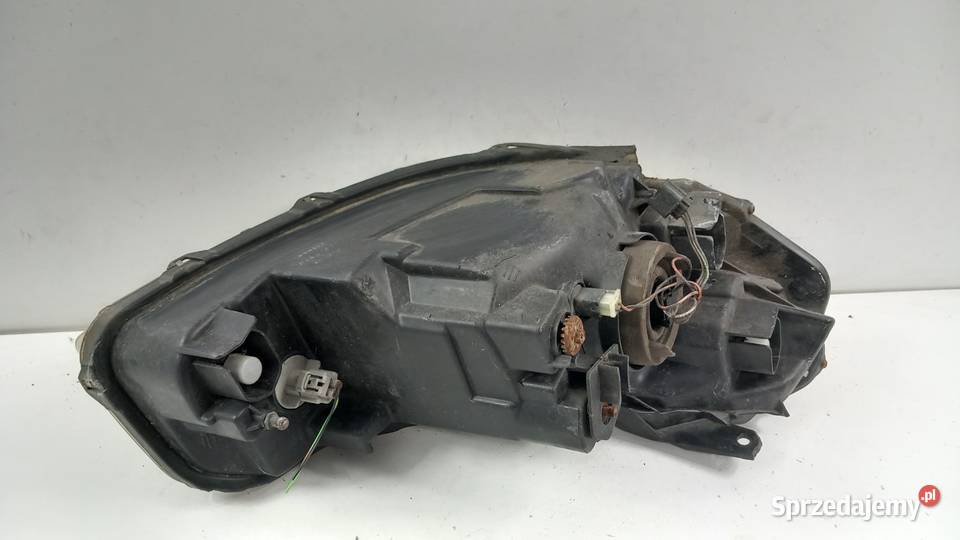 SUZUKI SX4 LAMPA PRZÓD LEWA Zbierkowo