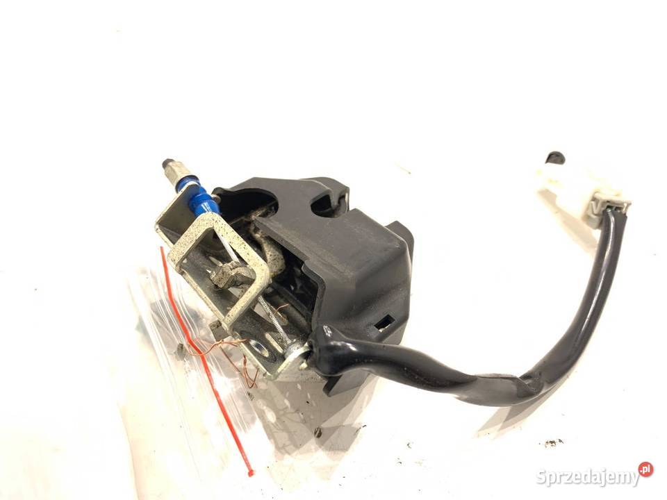 ZAMEK KLAPY TYŁ HONDA CIVIC VIII SedanLimuzyna