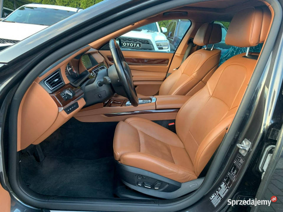 BMW 740 740XD VAT23 Komfort Szyberdach Full F01 garażowany Baranowo sprzedam