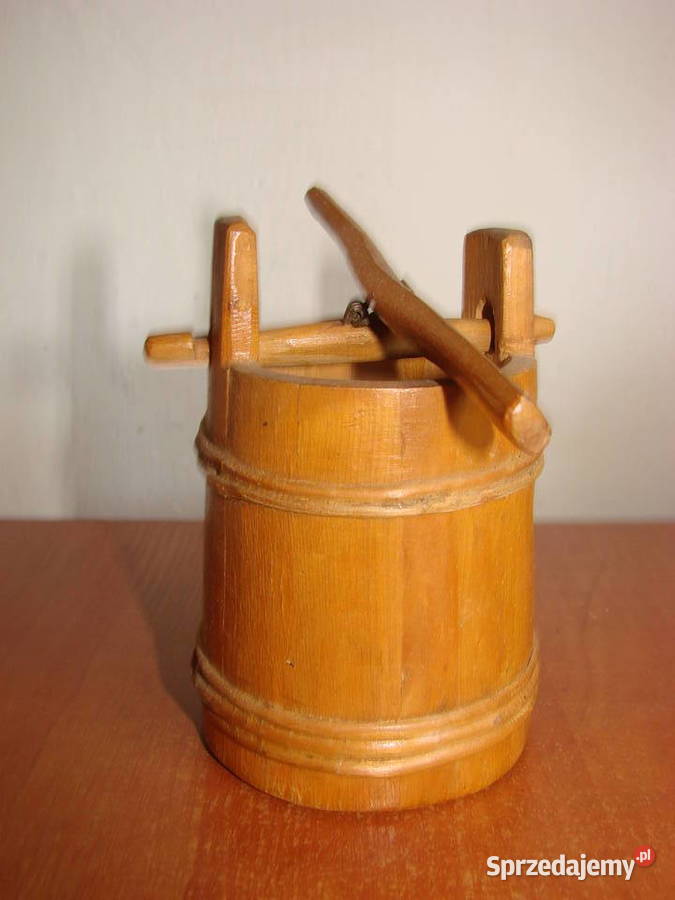 mała drewniana kanka Pruszcz Gdański