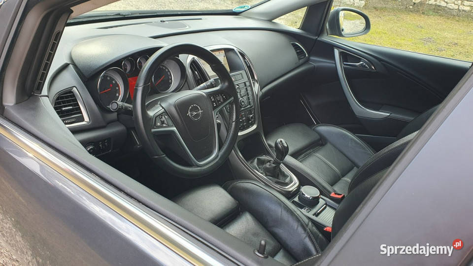Opel Astra 16T 180 Sports Tourer Full Mega Stan Chmielnik