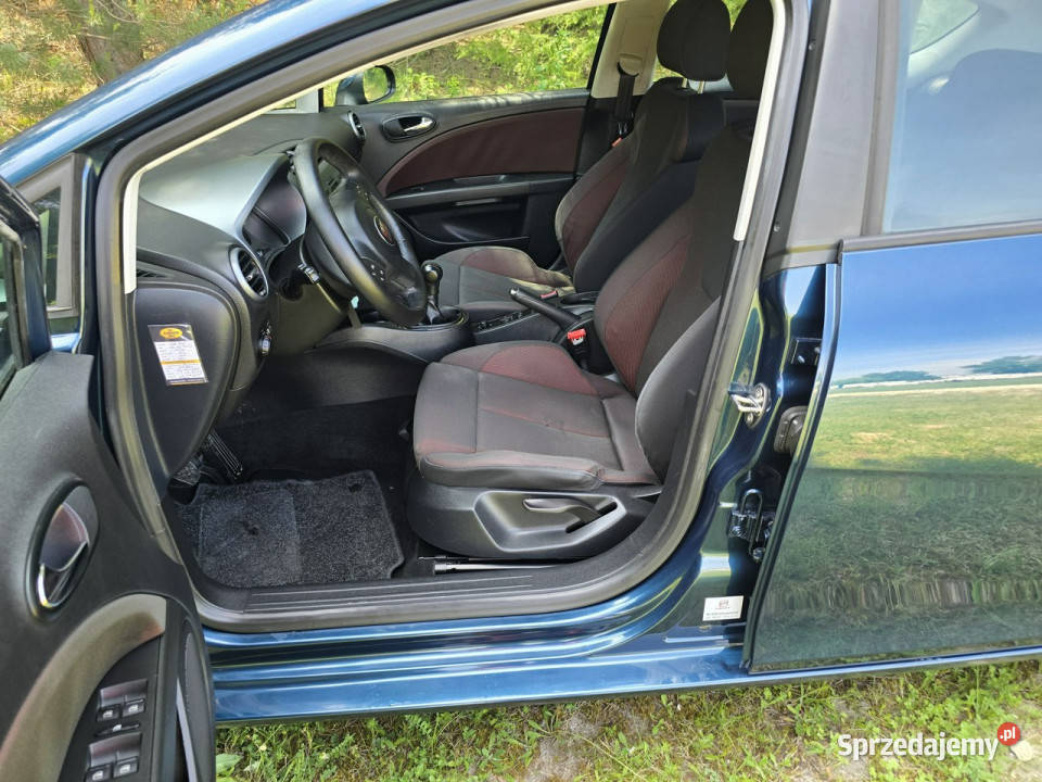 Seat Leon 16 MPI 8v 102 Stylance Climatronic garażowany Chmielnik