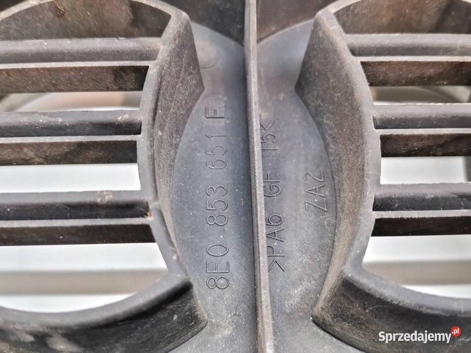 ATRAPA GRILL PRZÓD 8E0853651F Audi A4 II