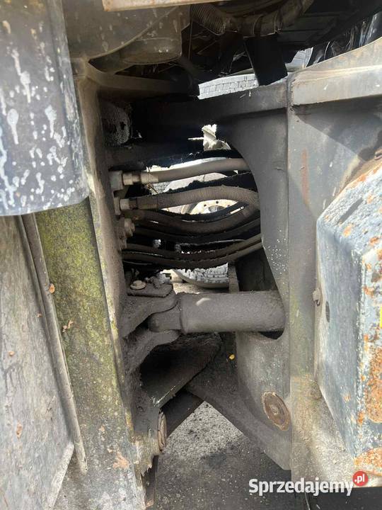 Komatsu WA320 2013r NIEUSZKODZONY Kościelec