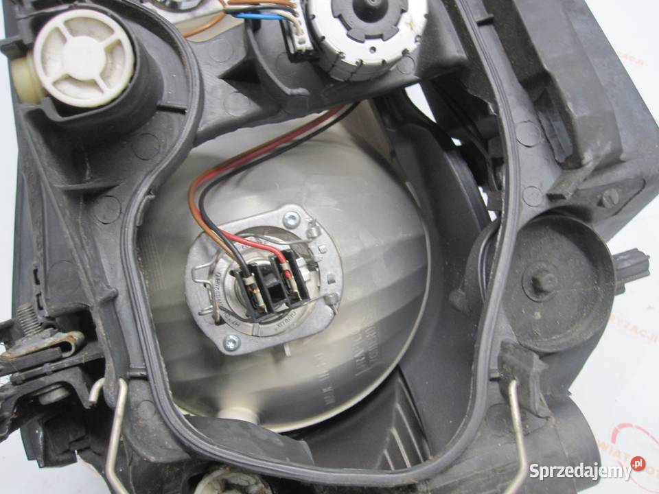 BMW E88 08r lampa lewa przód 7193389 ANGLIK Kielce