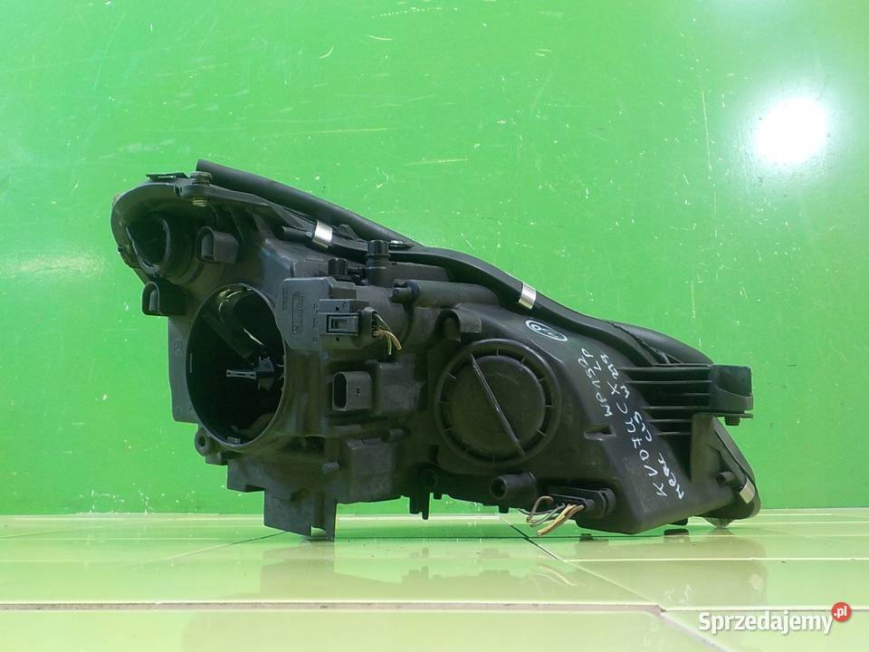 MERCEDES CLS W219 30 CDI AUT 07r COUPE 5D lampa Suków