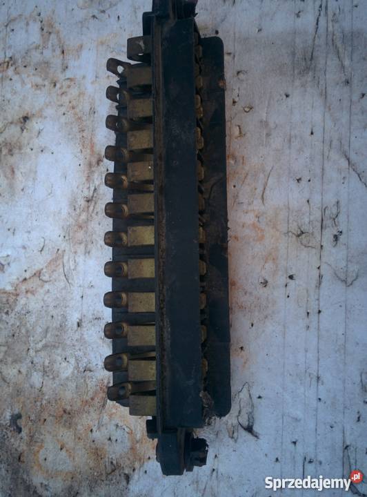 Polonez skrzynka bezpiecznikow wyposażenie elektryczne Stalowa Wola