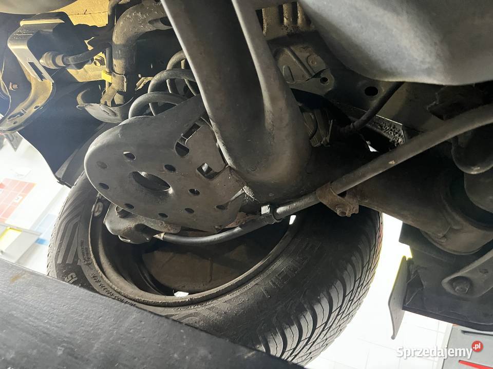 Toyota Yaris piękny stan absolutnie bez rdzy podkarpackie Rzeszów sprzedam