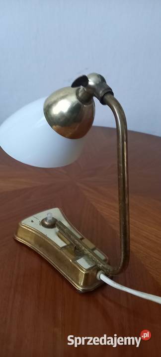 Małamosiężna lampka nocna z kloszem z lat 5060 łódzkie Skierniewice