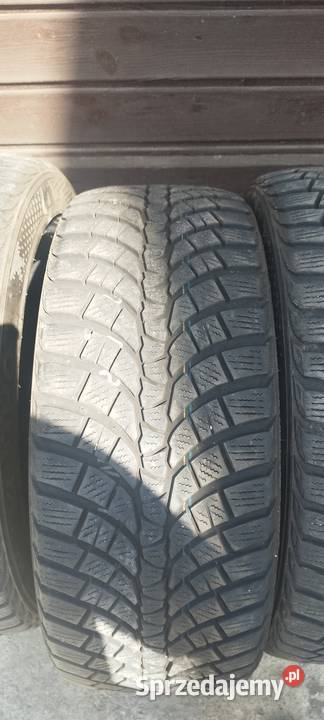 Komplet opon KUMHO 22545 R17 Winter Craft 225 Gniezno