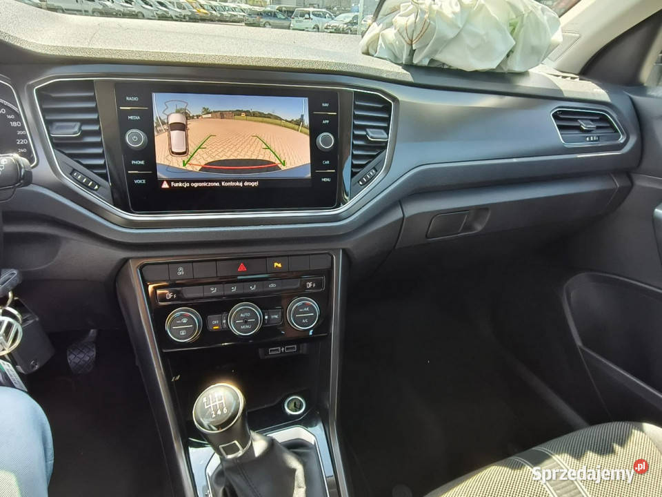 Volkswagen TRoc 10 benzyna 115 6biegów kamera Hatchback