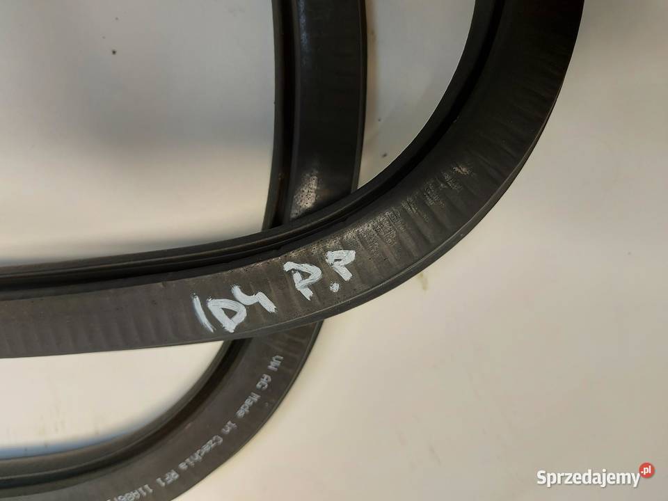 VW ID4 11A 2024r SUV 5D USZCZELKA PRAWY PRZÓD