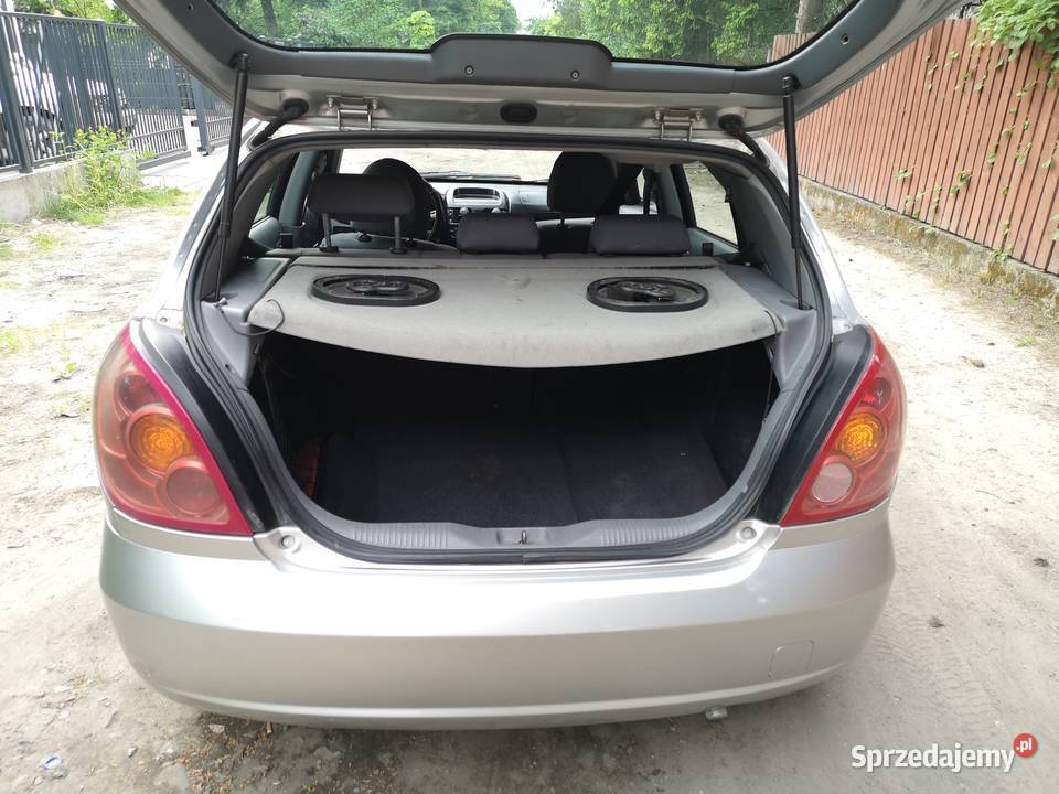 Nissan Almera N16 hatchback 2003 benzyna Ząbki