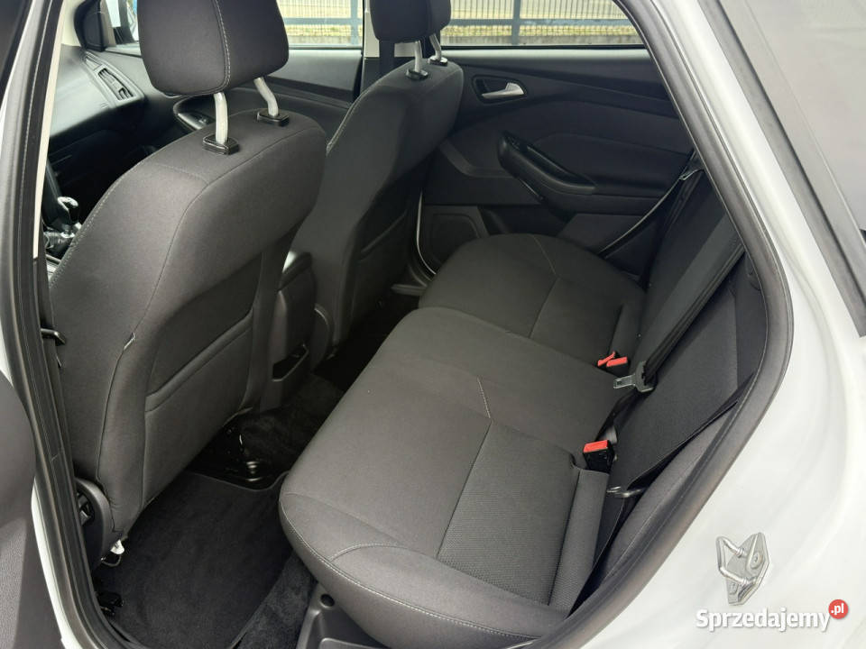 Ford Focus navinowy rozrządsuper stanz Niemiec wspomaganie kierownicy Dąbrowa
