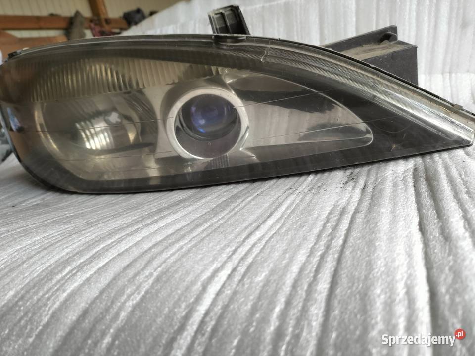 NISSAN PRIMERA P11 LAMPA PRZEDNIA PRAWA Kamień-Kolonia