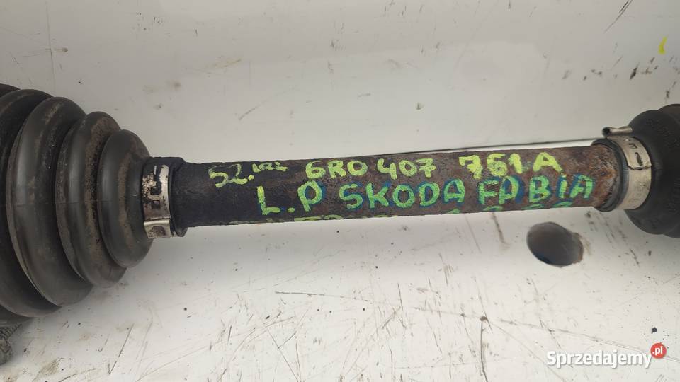 52IRL SKODA FABIA 12 6R0407761A PÓŁOŚ LEWA PRZÓD Włoszczowa