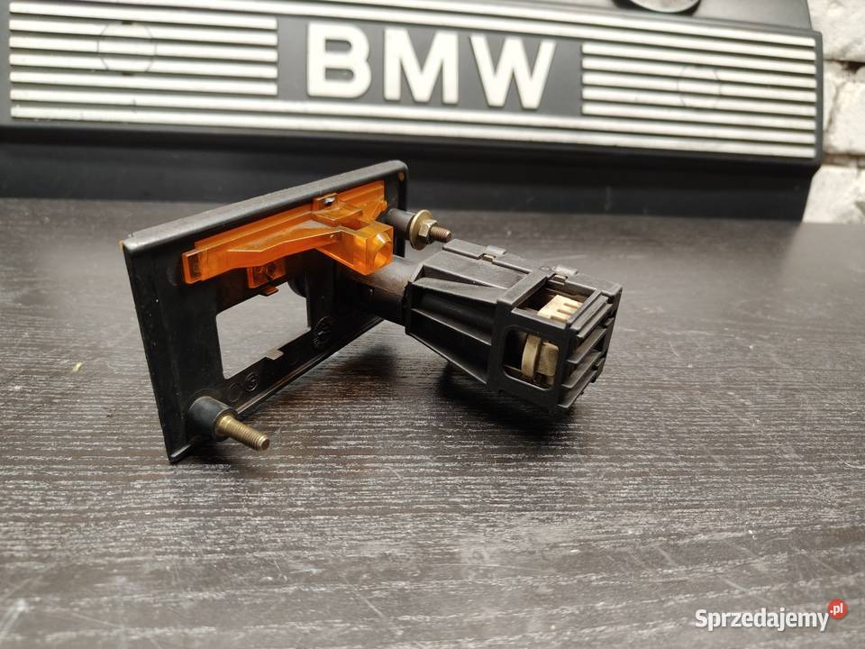 Bmw e30 włącznik świateł oryginał 100 sprawny osobowe łódzkie Aleksandrów Łódzki