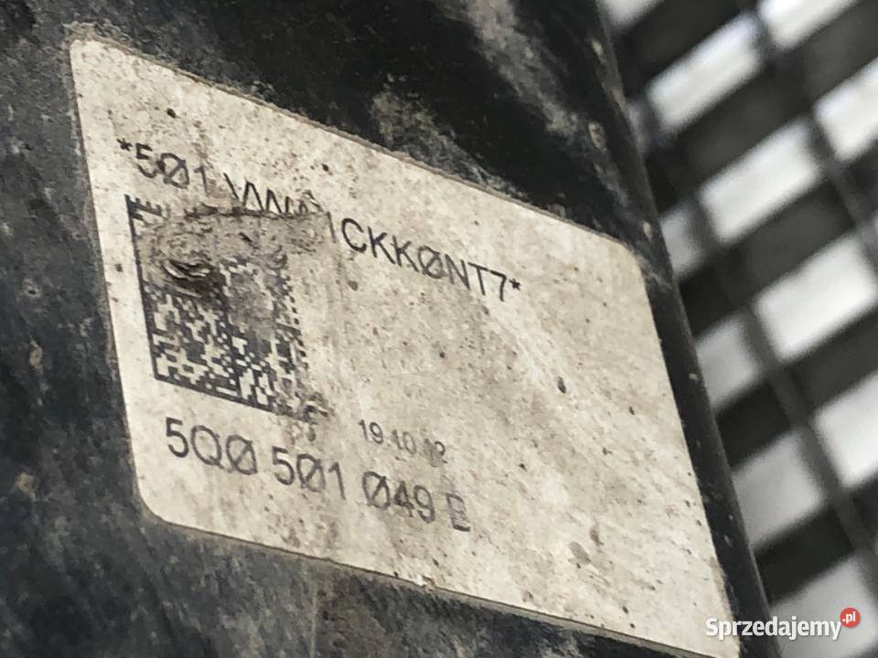 BELKA TYŁ VW GOLF VII Hatchback 5Q0501049B TYLNA osobowe podkarpackie