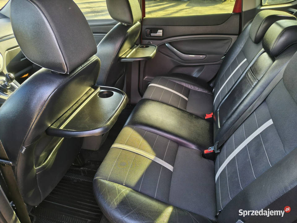 Ford Kuga 4x4 Klimatronic 2strefy Tempomat centralny zamek Motoryzacja