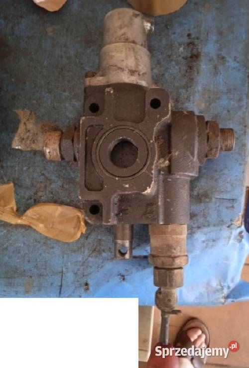 ZAWÓR ROZDZIELAJĄCY ZBIORNIKA HYDRAULICZNEGO sprzedam