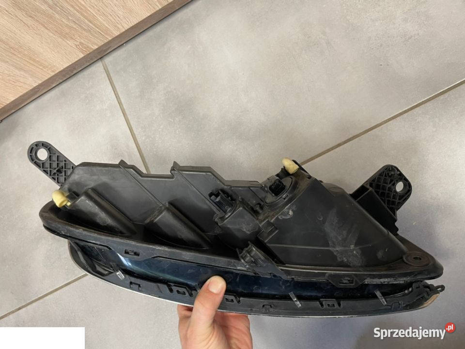 Citroen C3 III światło led lewy przód lift Kozubszczyzna