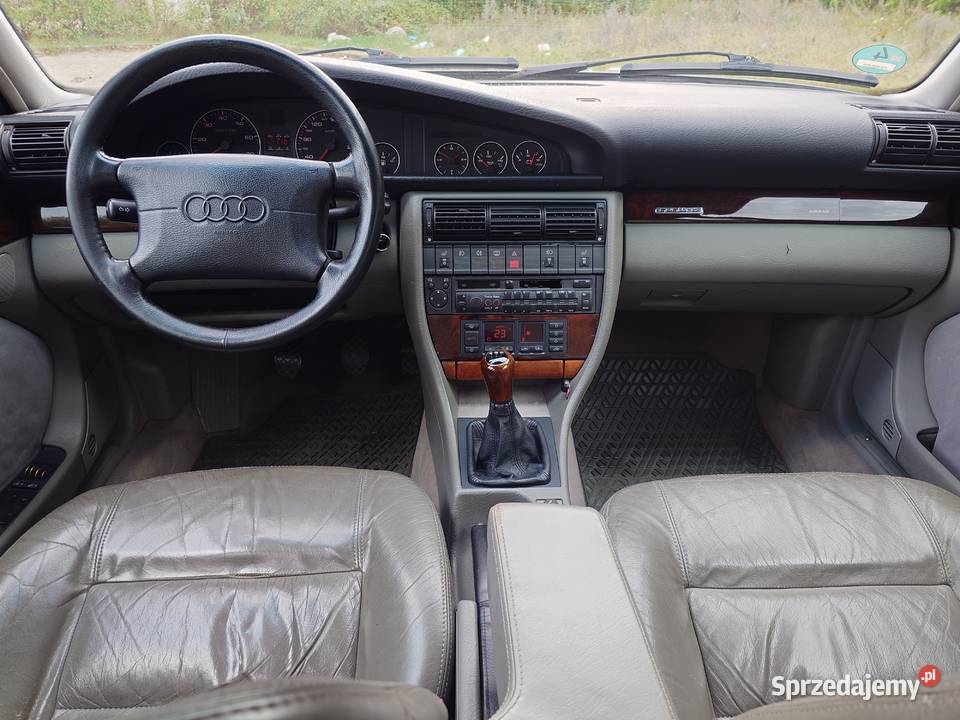 AUDI A6 C4 28 QUATTRO lakier metallic