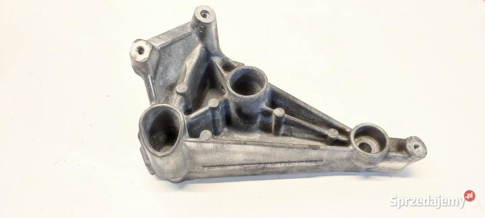 MERCEDES VITO W447 ŁAPA SILNIKA A6541400240