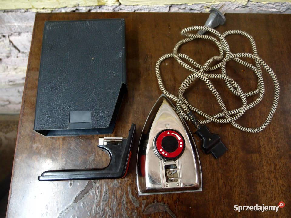 Żelazko turystyczne ZSRR CCCP VT400 z okresu Łódź