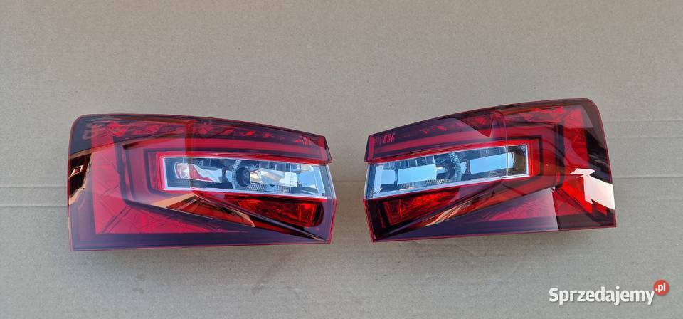 SKODA SUPERB III 3 KOMBI LAMPA TYLNA TYŁ LEWA Lampy tylne lubuskie Bieleń sprzedam