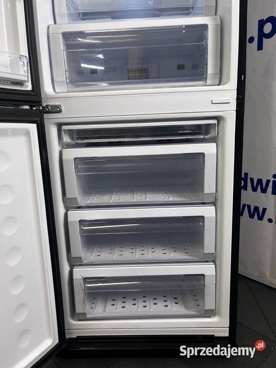 LODÓWKA Samsung Total No Frost Premium 200 A Wiejca