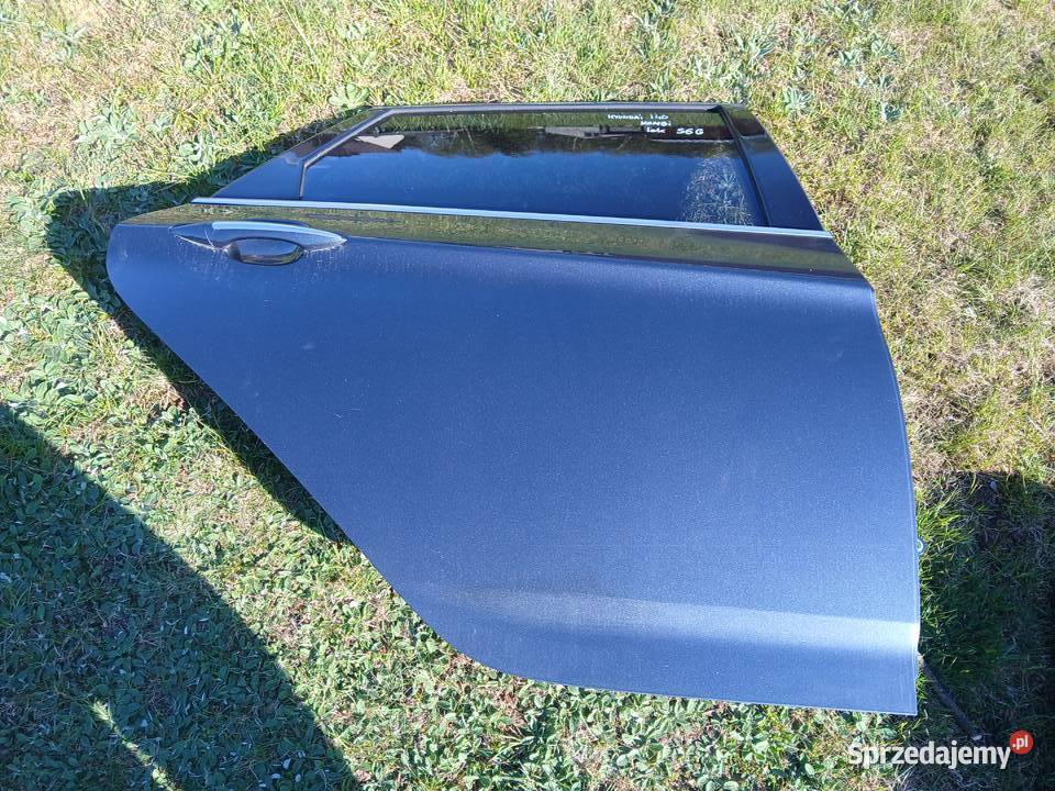 Drzwi Prawy tył kompletne Hyundai i40 kombi lak małopolskie Radłów sprzedam