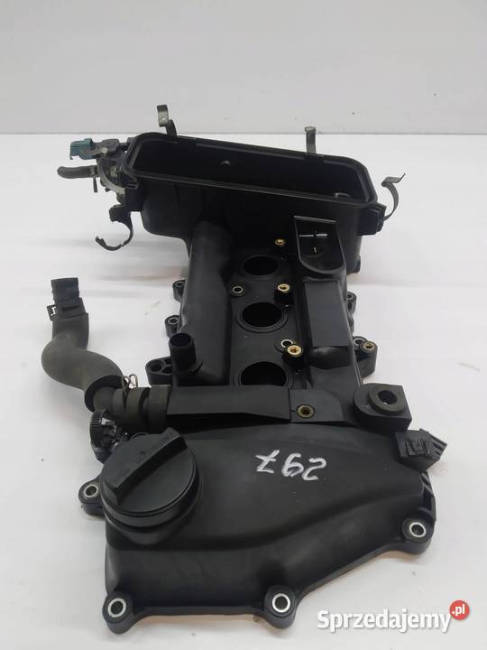 POKRYWA ZAWORÓW 112100Q010 10 12V 1KR Toyota Rok produkcji 2013 sprzedam