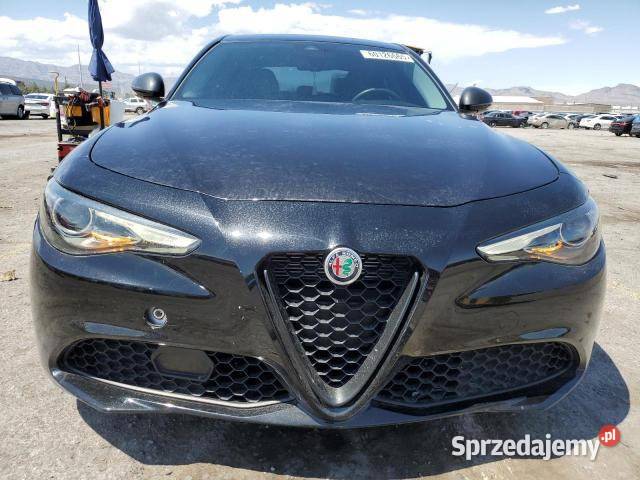 ALFA ROMEO GIULIA produkcji 2020 z USA Warszawa