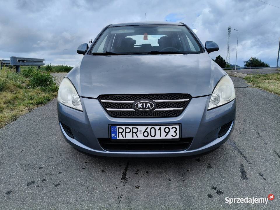 Kia ceed 16 benzyna 2007r Przemyśl