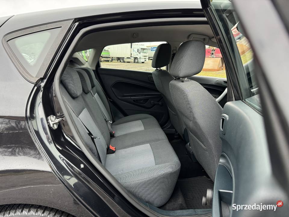 Ford Fiesta 125 BENZYNA Salon Polska welurowa tapicerka Konin