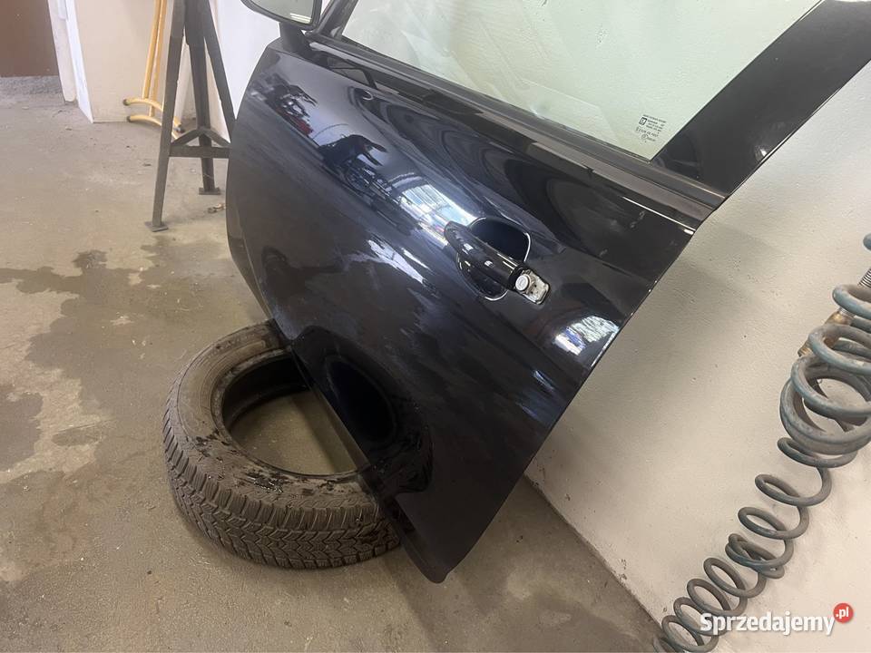 Opel Corsa E Drzwi przód 3d lewe prawe igła sprzedam