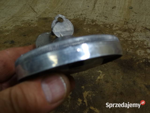 korek paliwa na kluczyk MZ AWO IFA Simson org Korki wlewu Żary