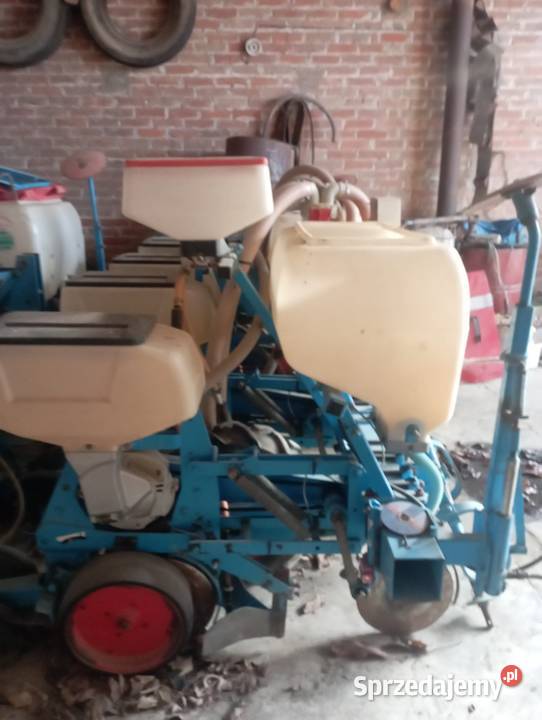 Siewnik Momosem Kalinówka