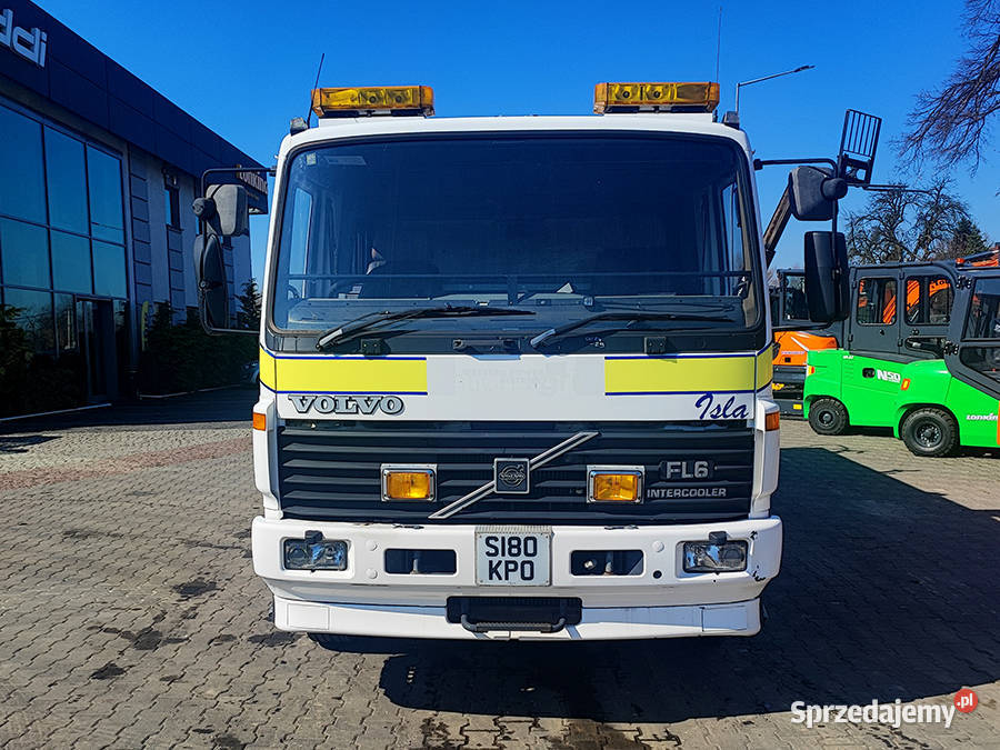 Wóz strażacki Volvo FL614 DCM 14000